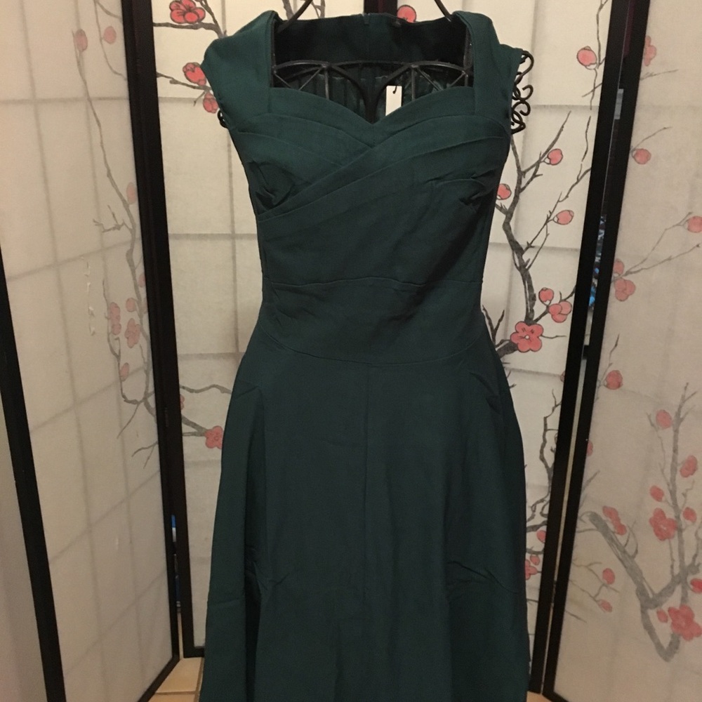 Women's 1950s Vintage Swing Dress - Picture 2 of 8